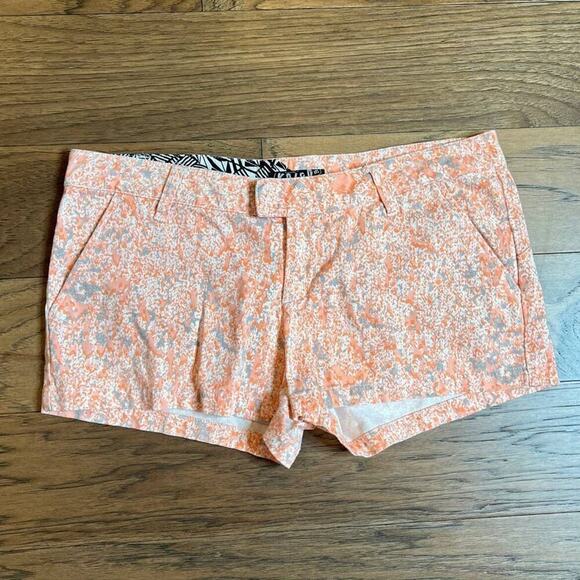 Women Girls Volcom Juniors 2.5" Frog Chickie Pink, Orange And Grey Shorts Size 7 - Picture 1 of 8